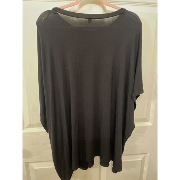 Torrid Relaxed Fit Vacay Distressed Tee & Crew Jersey Front Cut Out Shirt Bundle - Picture 16 of 16